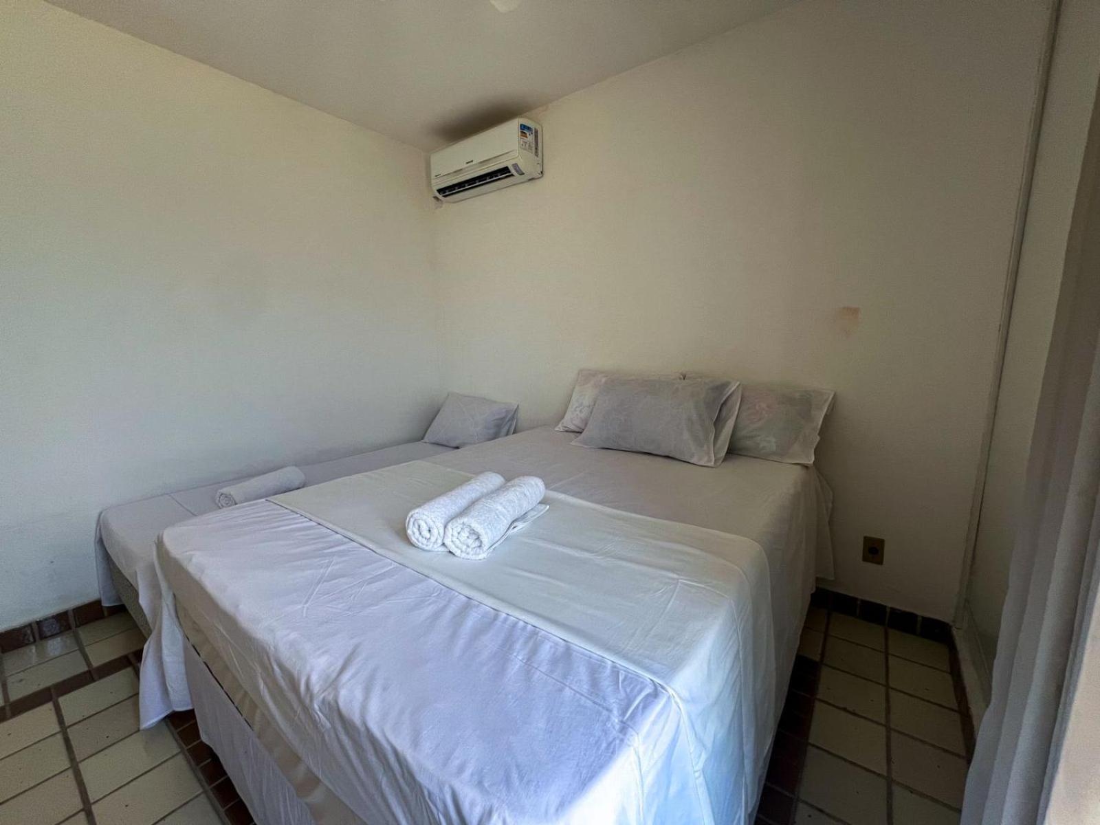 550m Da Praia; 2 Quartos; Wifi 300mbs; Piscina; Churrasqueira; Estacionamento Gratuito 1 Carro Porto Seguro