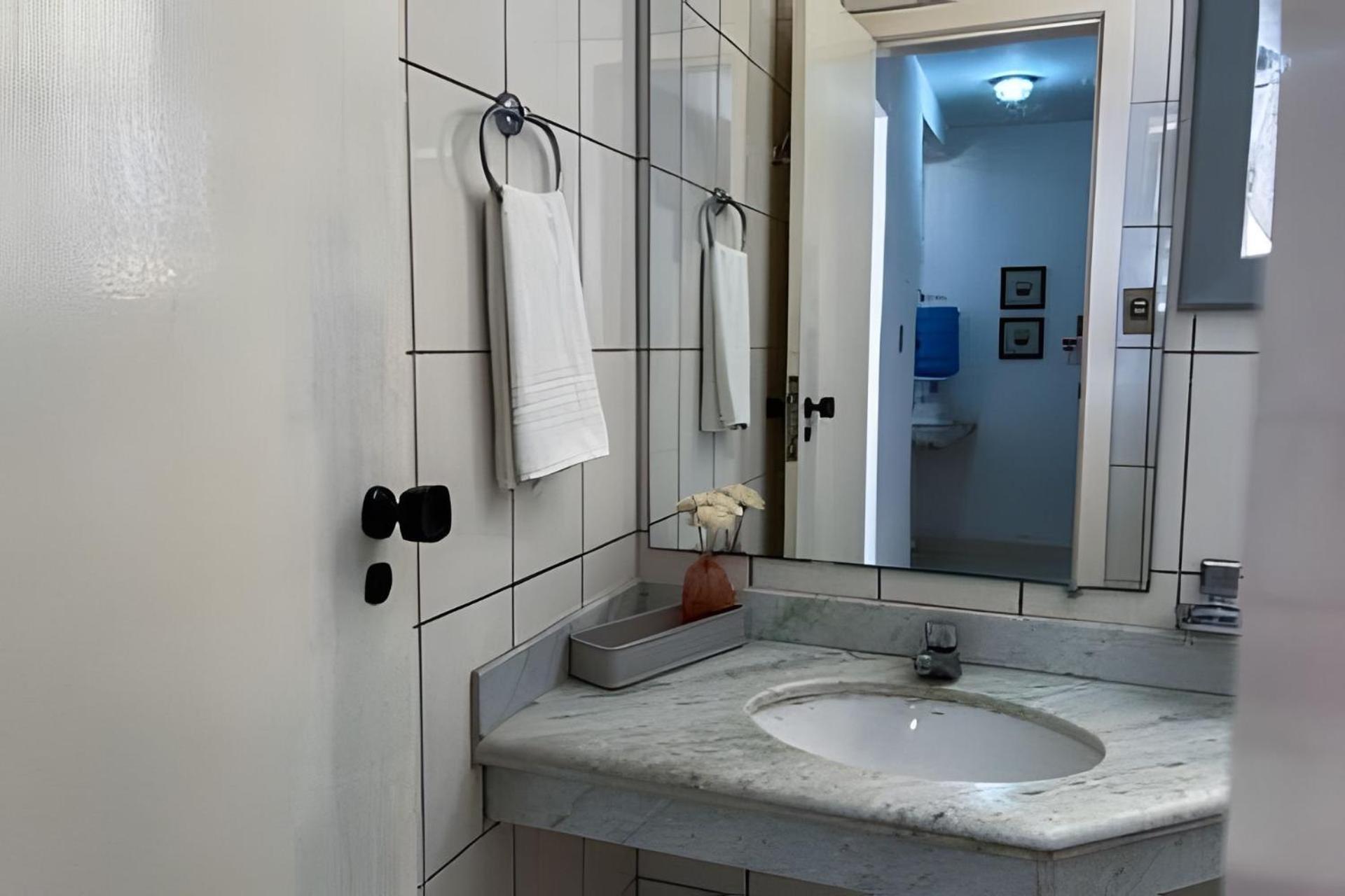 550m Da Praia; 2 Quartos; Wifi 300mbs; Piscina; Churrasqueira; Estacionamento Gratuito 1 Carro Сasa de vacaciones Porto Seguro