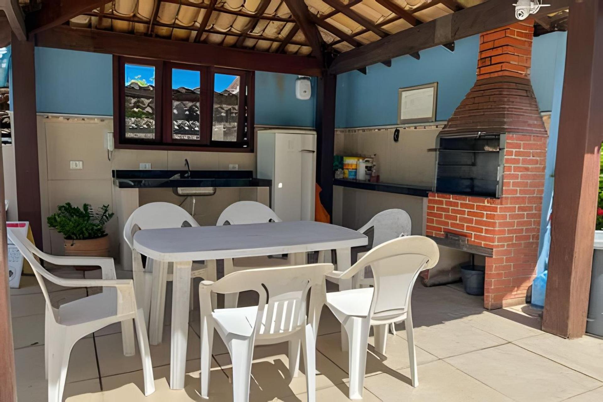550m Da Praia; 2 Quartos; Wifi 300mbs; Piscina; Churrasqueira; Estacionamento Gratuito 1 Carro Porto Seguro